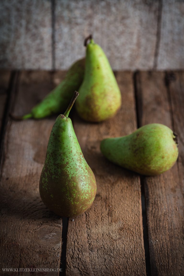 Potz Blitz! Ich möchte nun täglich: Birnen-Vanille-Schokoladenkuchen ... Potz Blitz! Ich möchte nun täglich: Birnen-Vanille-Schokoladenkuchen ...