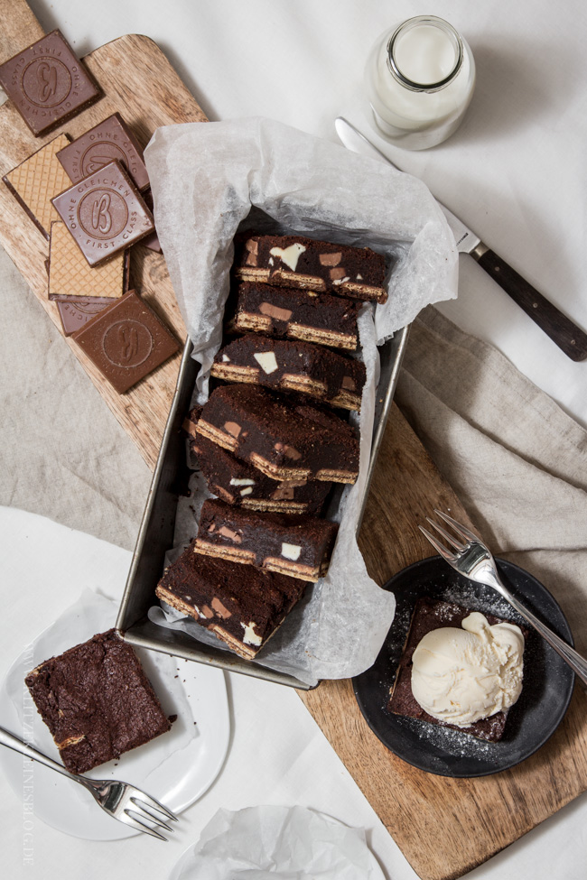 the best triple chocolate brownies-059