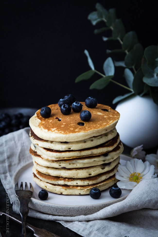 blaubeer-joghurt-pancakes-005