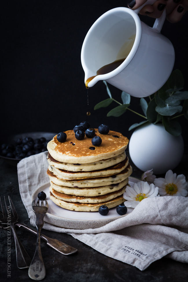 blaubeer-joghurt-pancakes-016