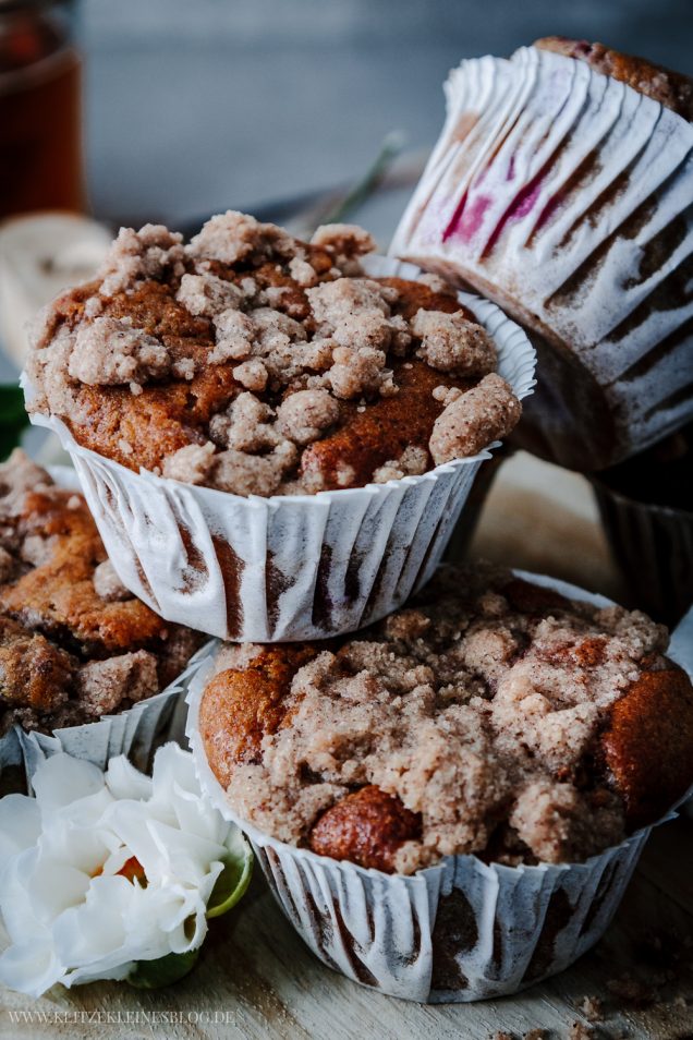 Mein Rezept für Zimtstreusel Brombeer Muffins mit griechischem Joghurt ...