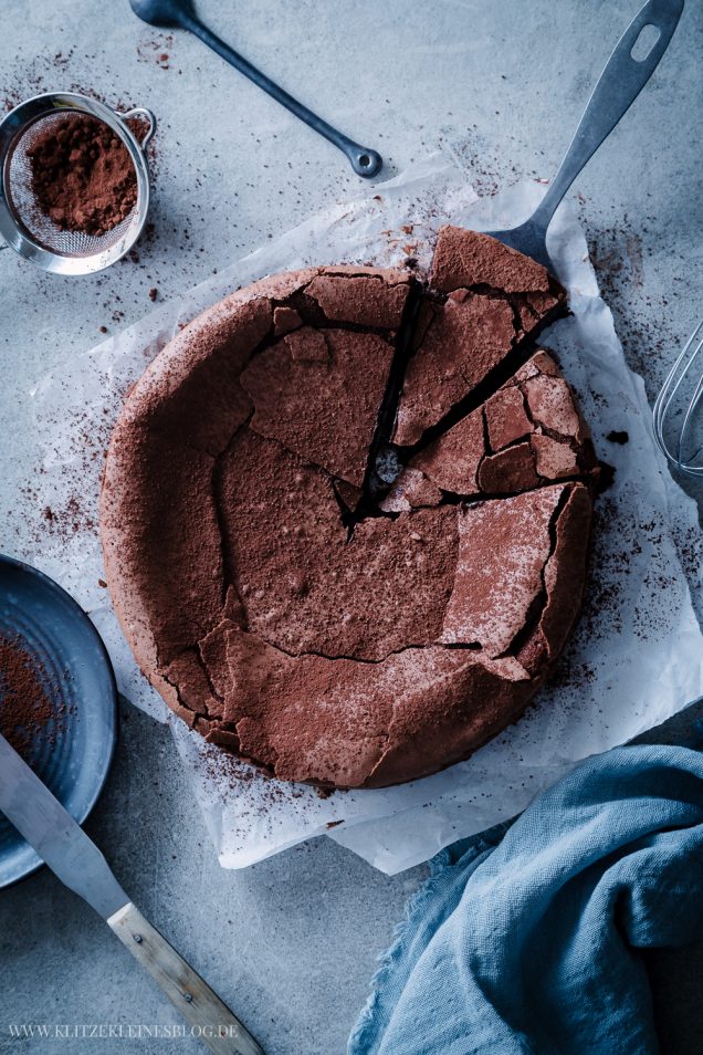 Das einfache Rezept für einen extra saftigen Schokoladenkuchen ohne ...